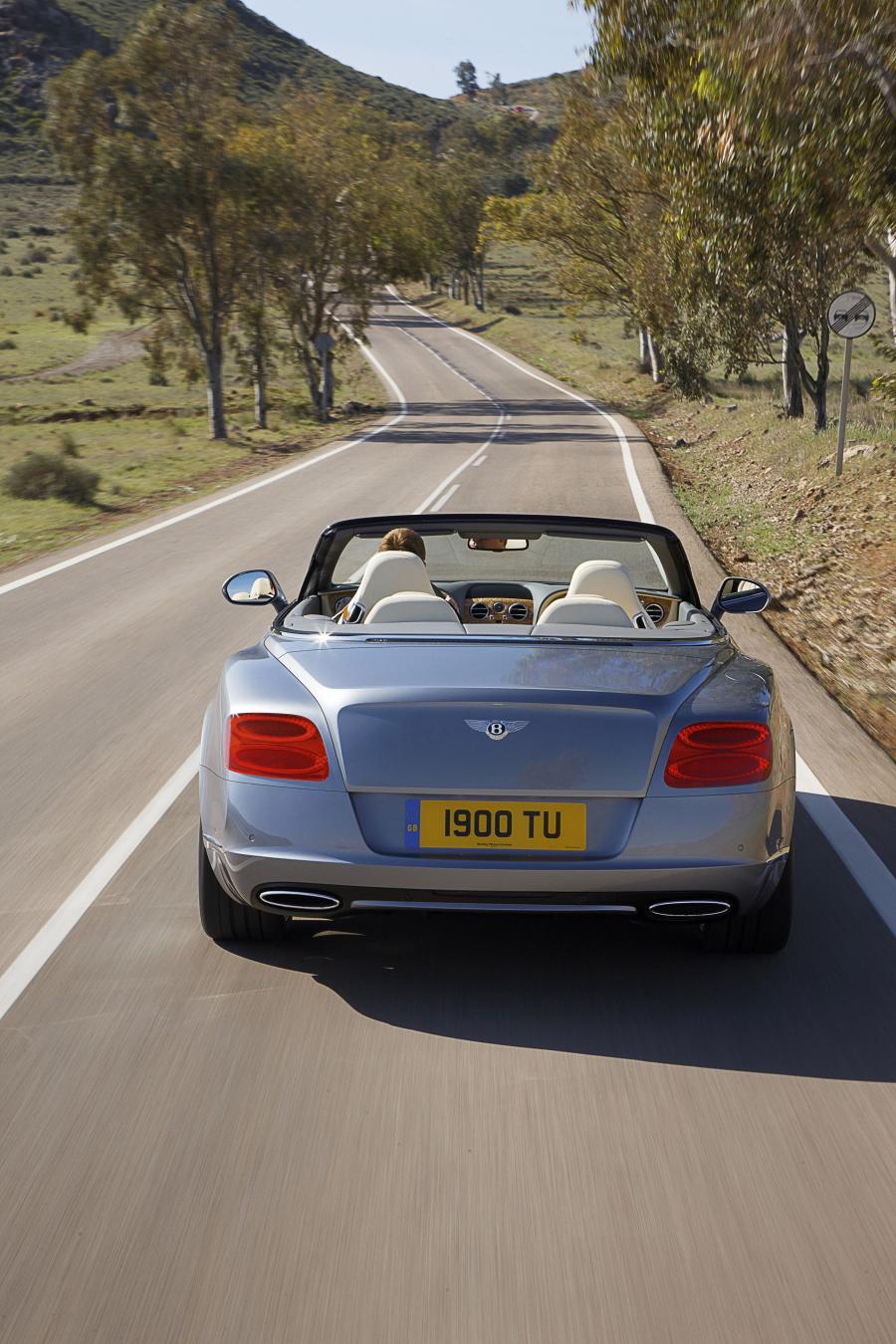  Bentley Continental GTC 2011 года  (фото 108 из 167)